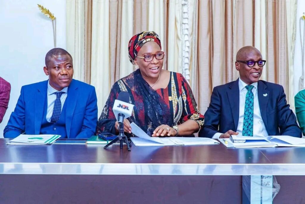 Governor Mutfwang Approves Landmark Development Projects Targeting Public Utilities, Security, Access to Justice, Sanitation, and Market Infrastructure in Plateau Img 3173 1 1024x684