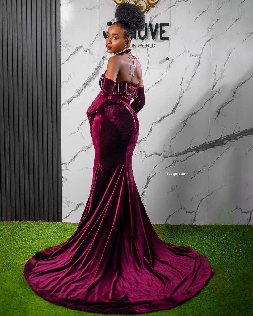 Fb Img 17598336261052574830452907451933 819x1024