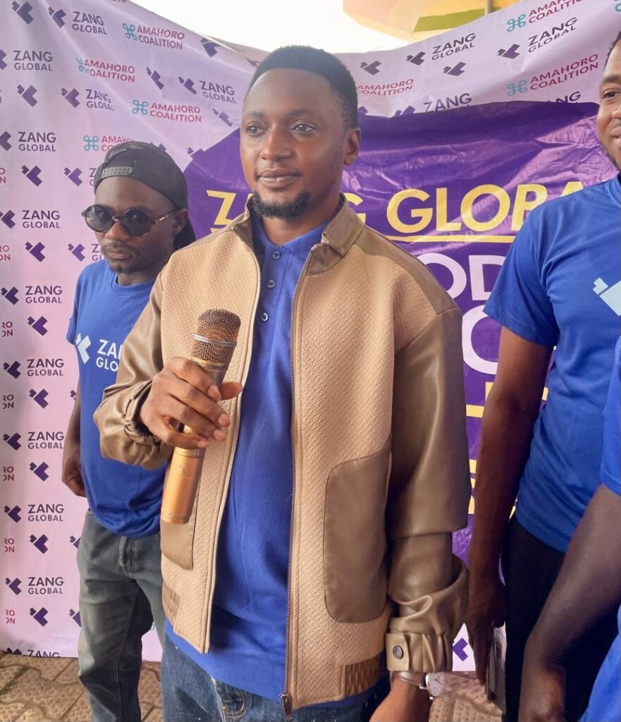 A90b2c83 0d05 4211 81a0 E08562ea2ed0 881x1024